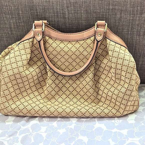 Gucci 'Sukey' Medium Tote with detachable interlocking G charm - Picture 3 of 5